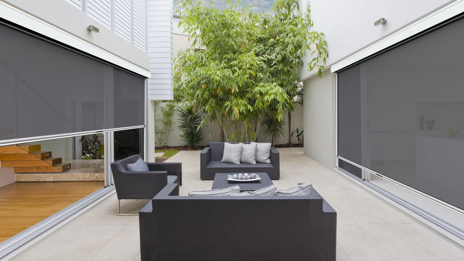 Ziptrak vs Zipscreen