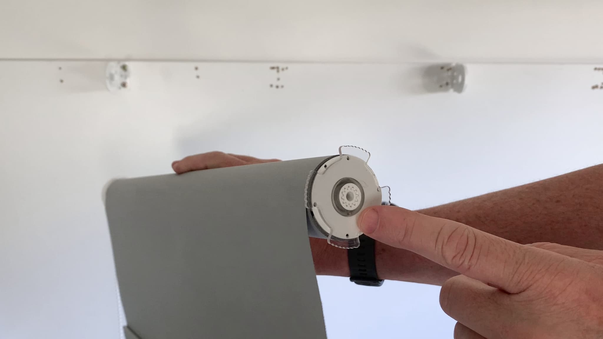 how to install linked roller blinds