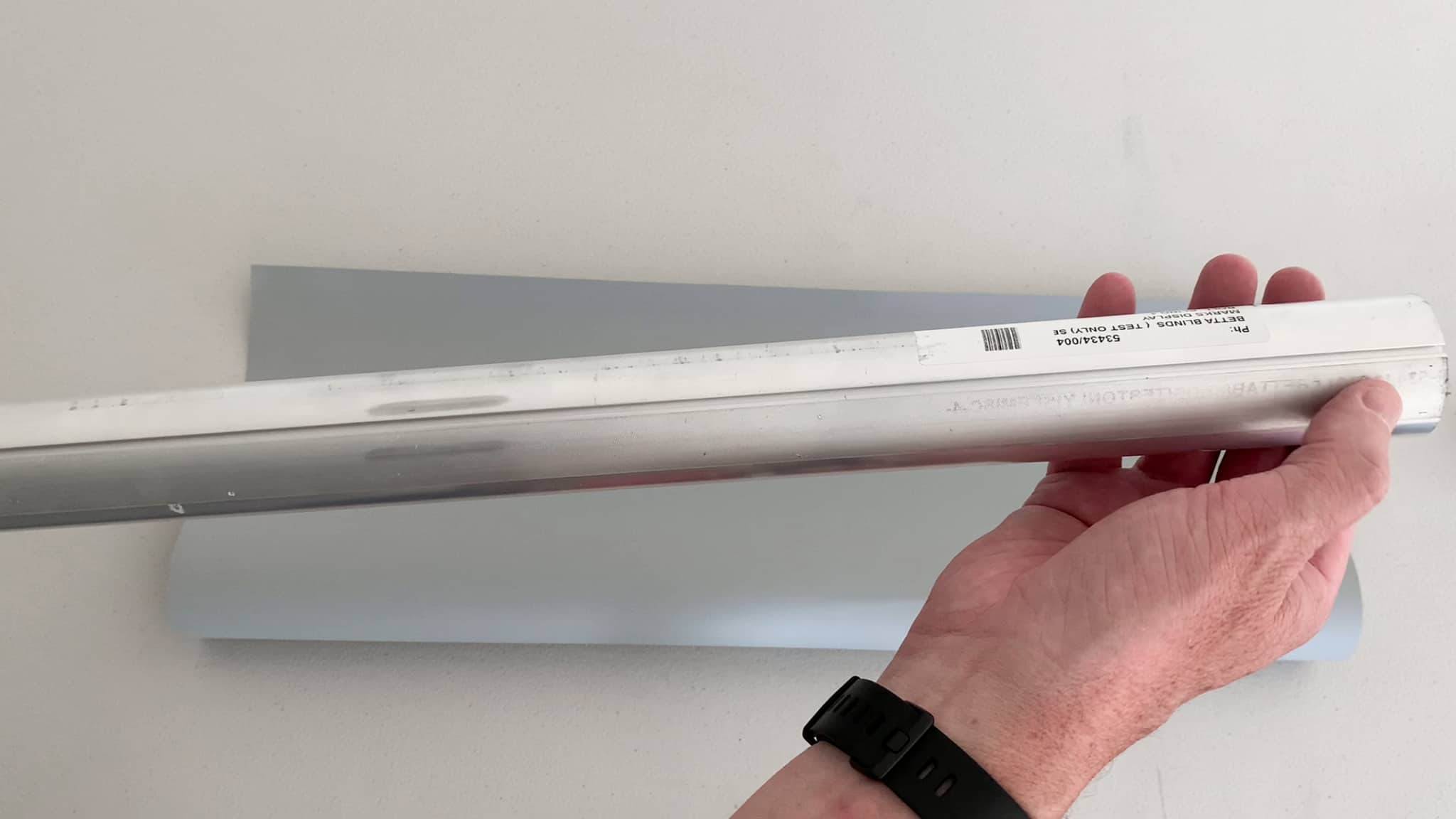 change standard roller blind roll direction