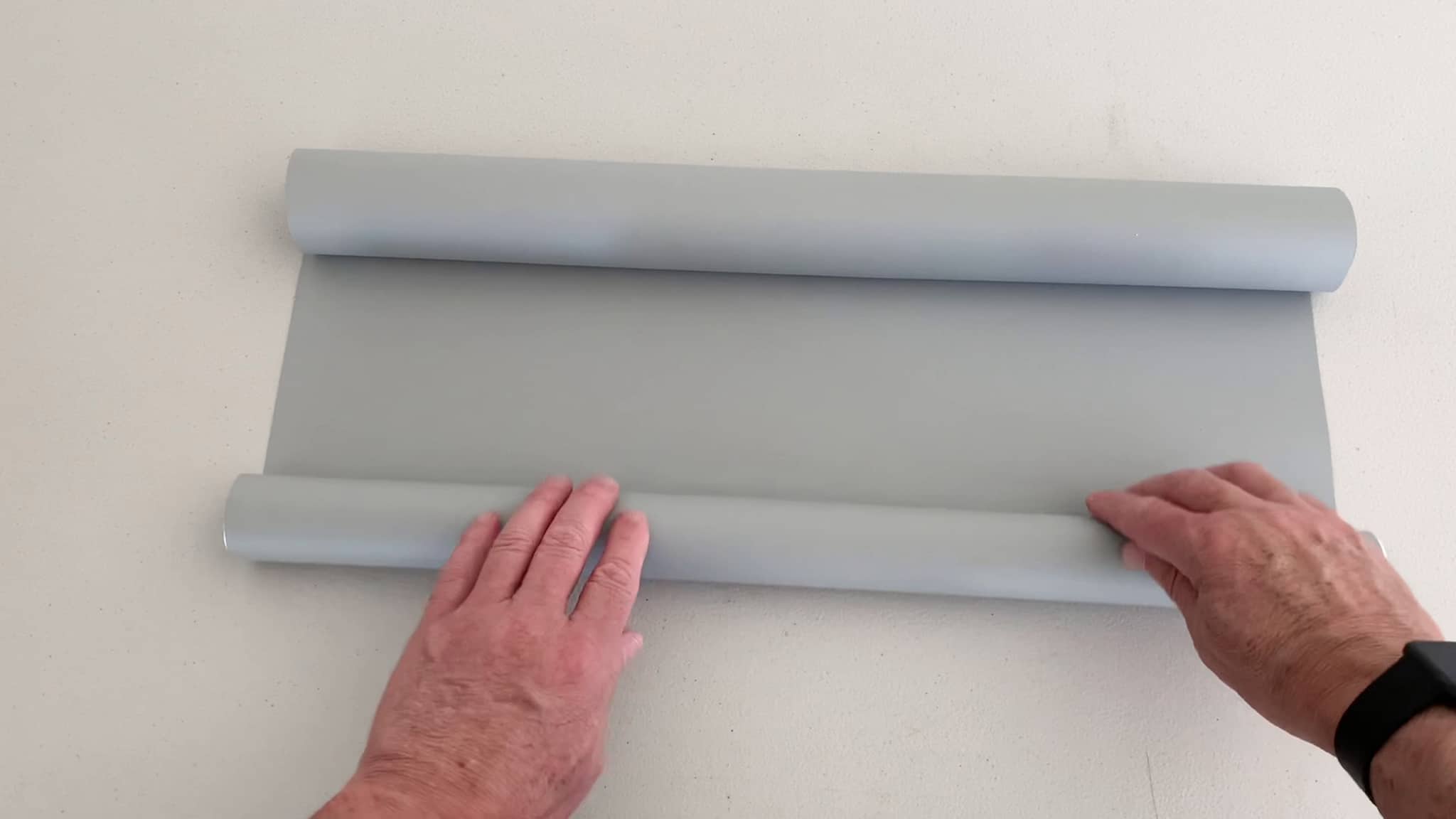 change roller blind roll direction