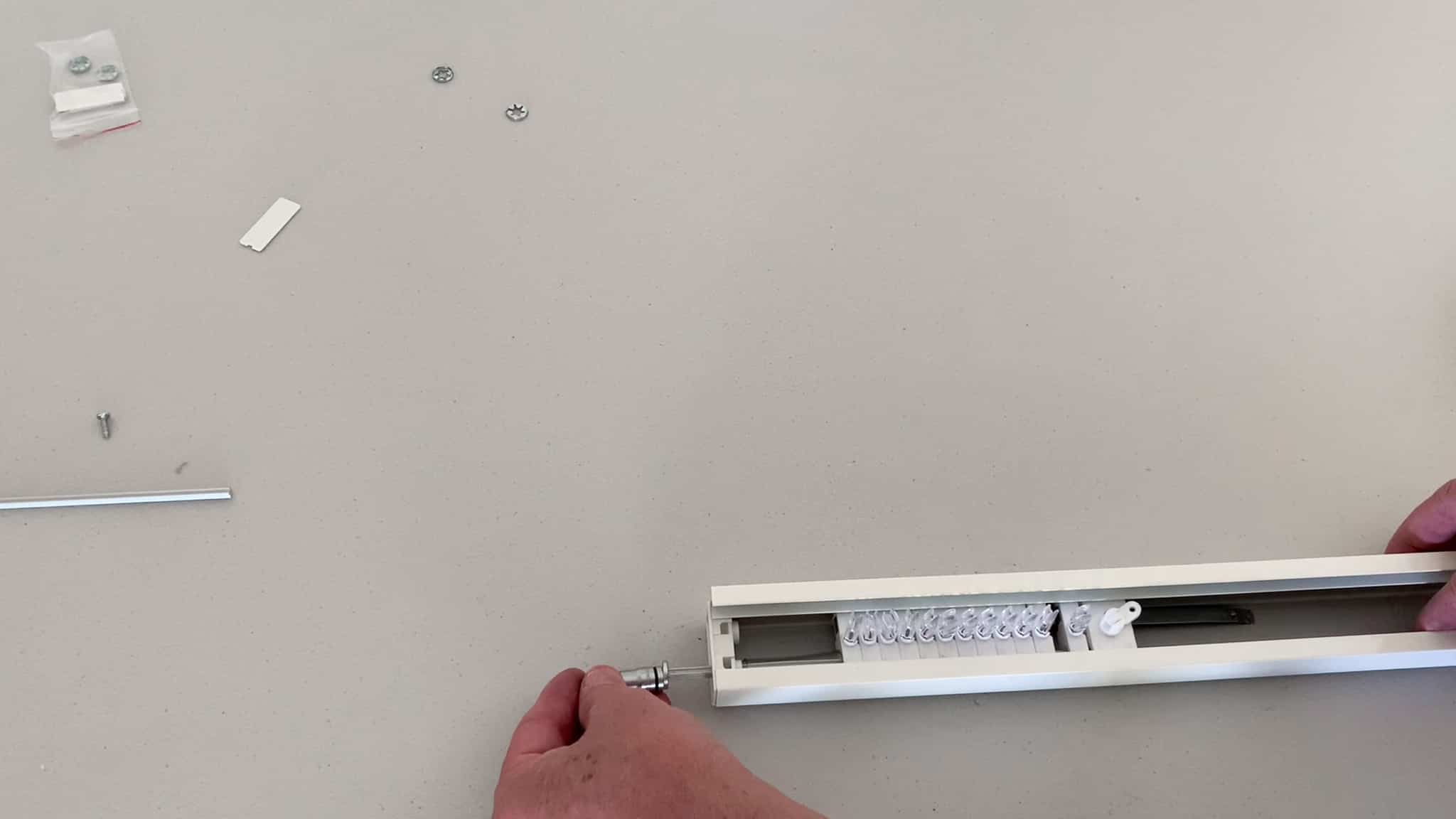 install vertical blind