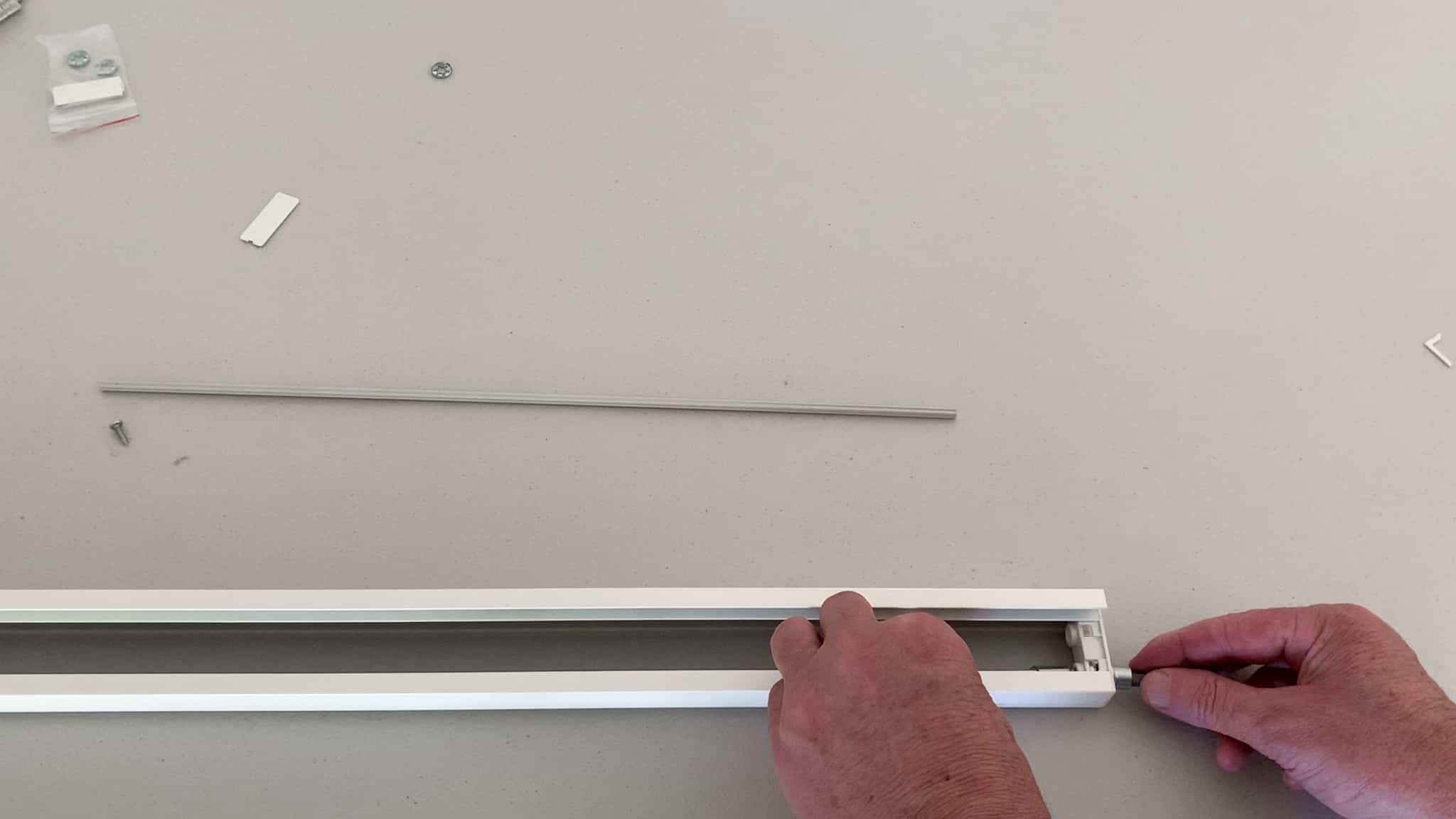 screw in the locking screw