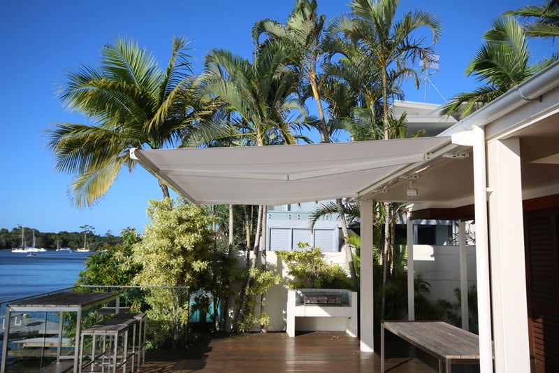 sirocco folding arm external awning